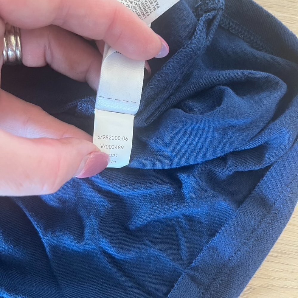 Athleta cloudlight long sleeved shirt Navy Blue 2X - Picture 9 of 9